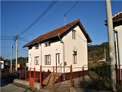 1/2 Duplex 2 camere  in Brad