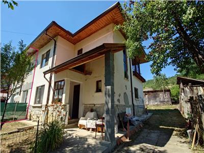Proprietate cu vibe rural si potential turistic