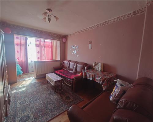 Apartament 3 camere zona linistita