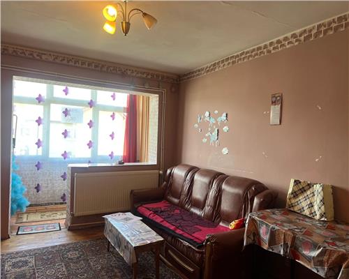 Apartament 3 camere zona linistita