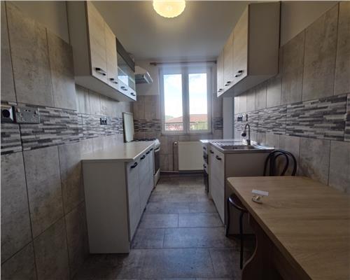 Apartament 3 camere renovat