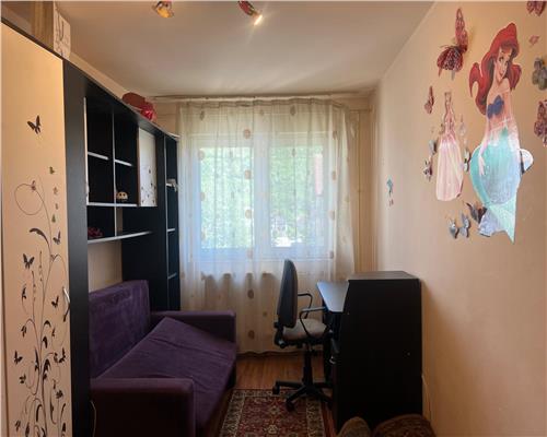 Apartament 3 camere zona linistita